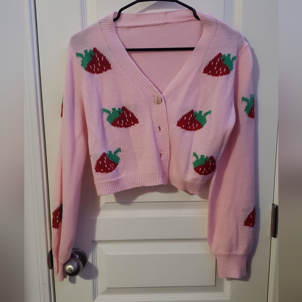💥 Strawberry crop cardigan